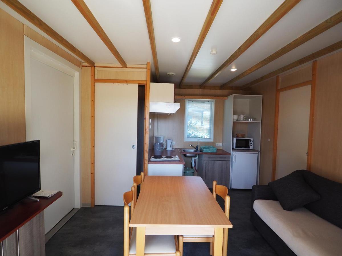 Camping Le Sorlut Cozes Exterior photo